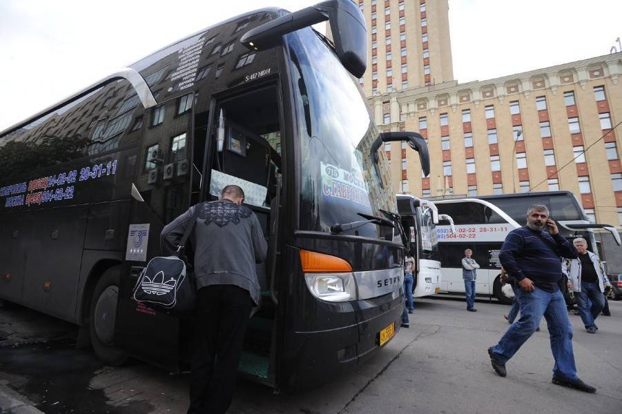 Около тысячи автобусов нелегальных перевозчиков задержали в столице
