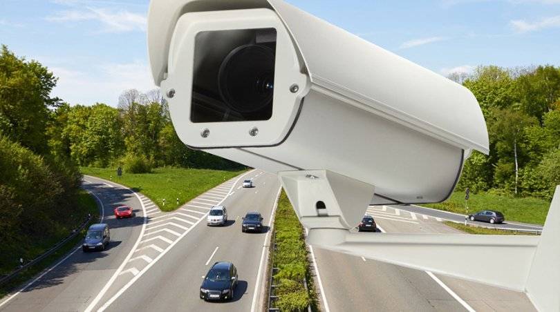 Водителей планируют отучить тормозить перед камерами на дороге