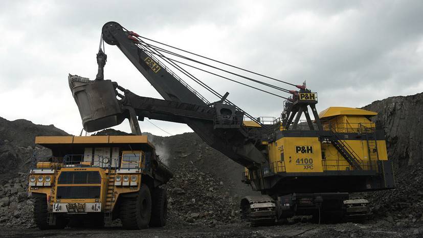 «Коммерсантъ»: поставки российского угля на Украину упали на 85% — РТ на русском