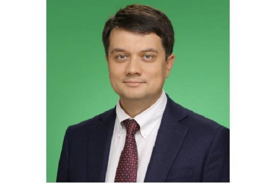 Лидер «Слуги народа» заявил о невозможности вернуть Донбасс законами