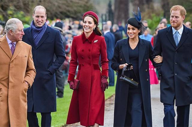 Принц Гарри и члены королевской семьи тепло поздравили Меган Маркл с днем рождения