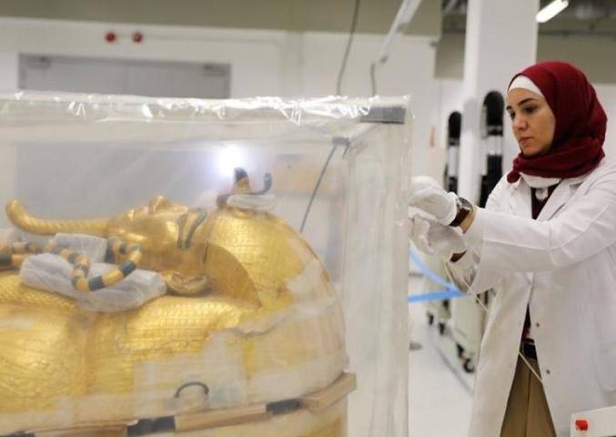 Власти Египта раскрыли подробности реставрации саркофага Тутанхамона