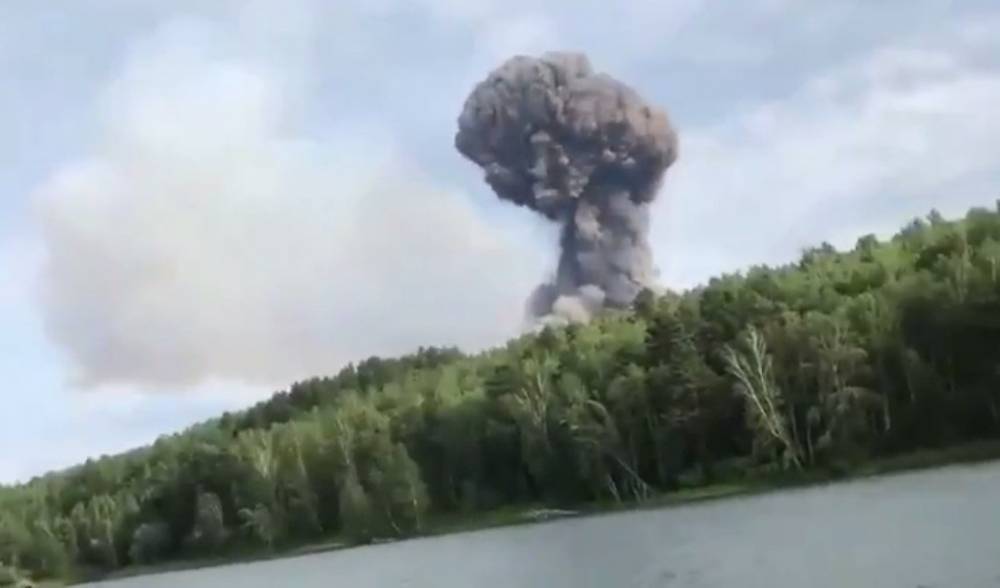 На складе боеприпасов в Красноярском крае произошел взрыв