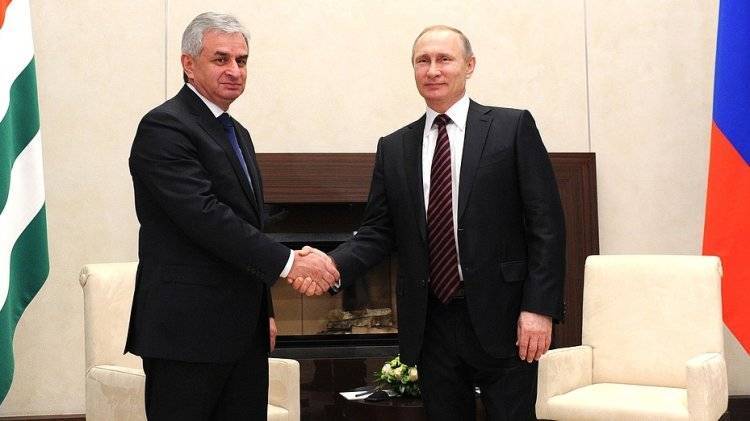 Путин 6 августа встретится в Сочи с президентом Абхазии