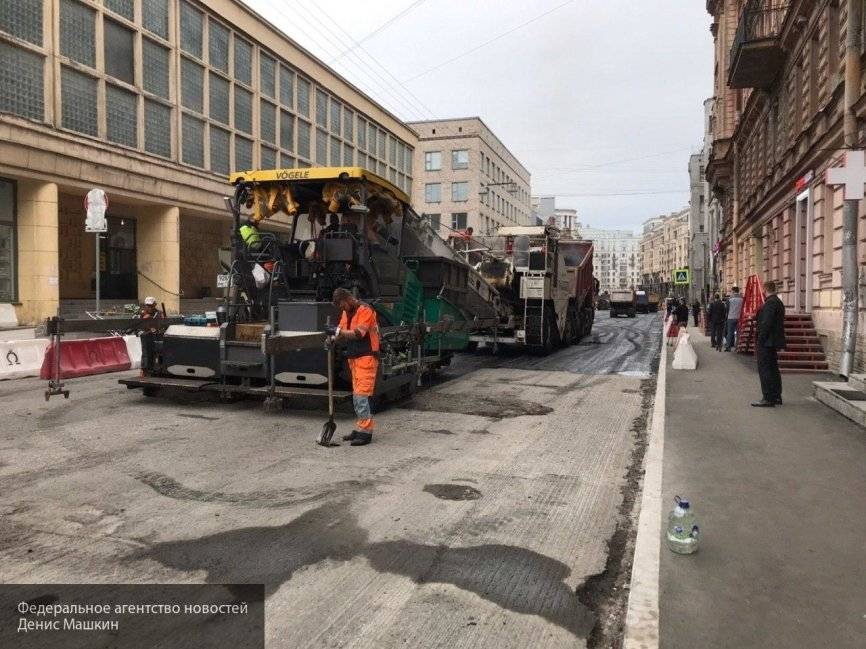 Беглов заявил об увеличении темпов ремонта дорог в Петербурге