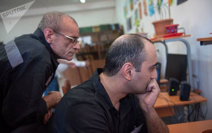 Тюремные игры: армянские "зэки" принимают участие в международном турнире по шахматам