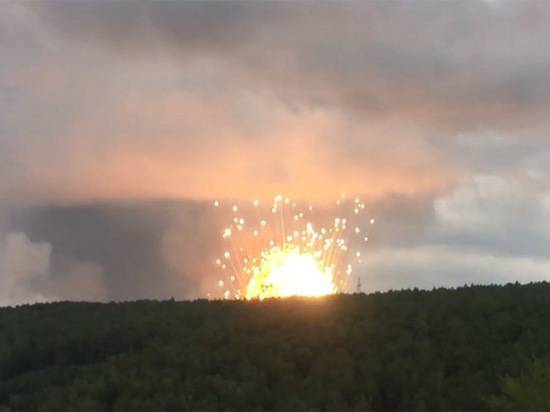 Видео взрывов под Ачинском оценил военный эксперт: к чему готовиться