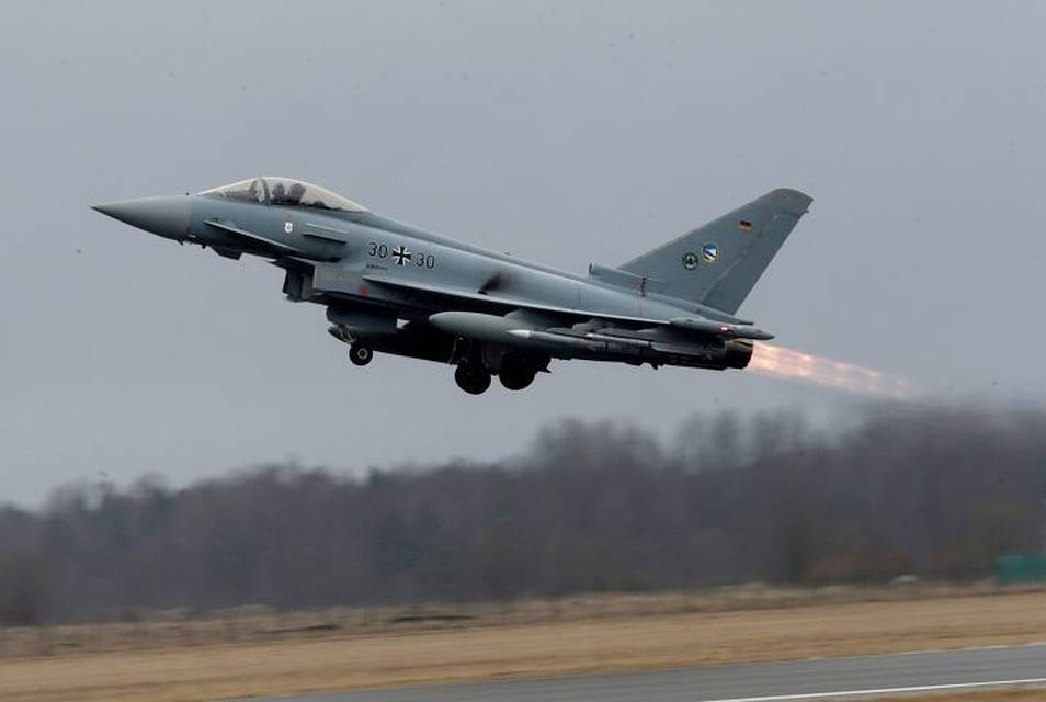 Германии не хватает самолетов для тренировки военных пилотов