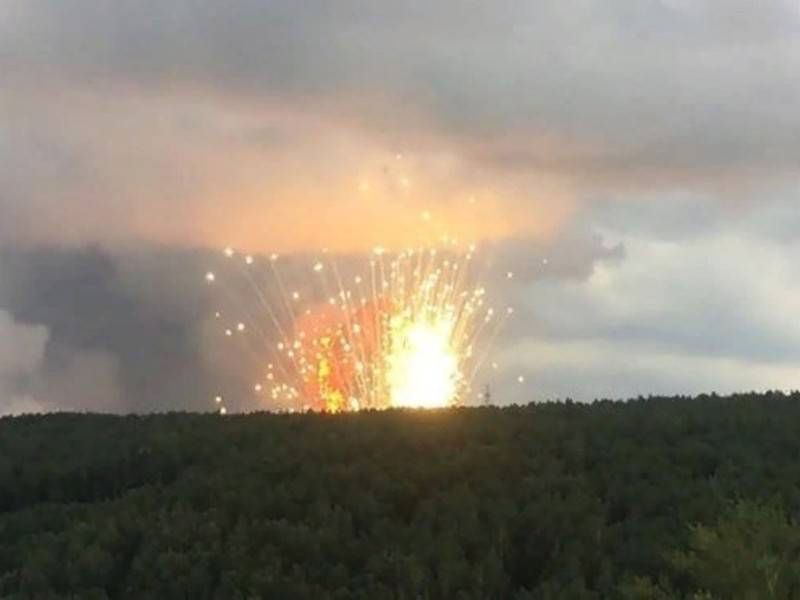 В Ачинске открыли три эвакуационных пункта в связи со взрывами