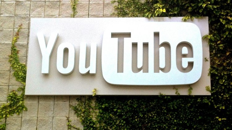 Роскомнадзор выяснит, почему Youtube блокировал неоппозиционные трансляции 3 августа