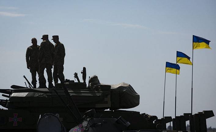 Украинский эксперт: нам надо самим разрабатывать ракеты средней дальности