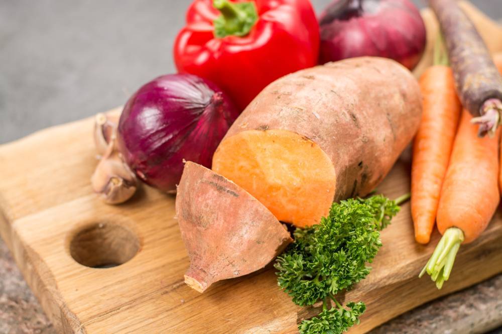 Еще одна причина съедать по 2 морковки в день: как они влияют на риск рака кожи