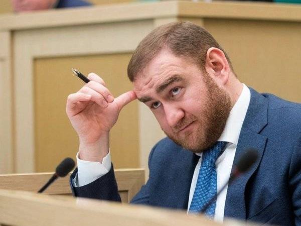 Мосгорсуд отказал Арашуковым в жалобе на арест
