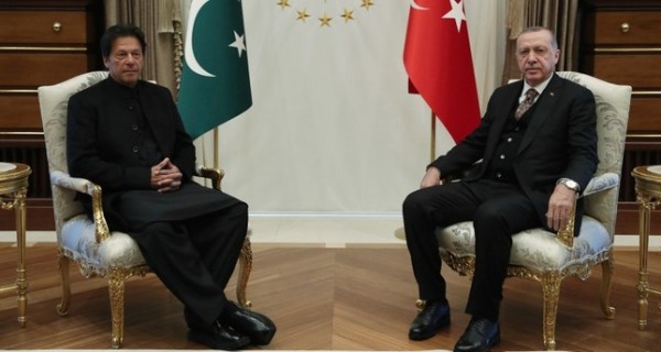 Президент Турции и премьер Пакистана обсудили ситуацию вокруг Кашмира — Новости политики, Новости Большого Ближнего Востока