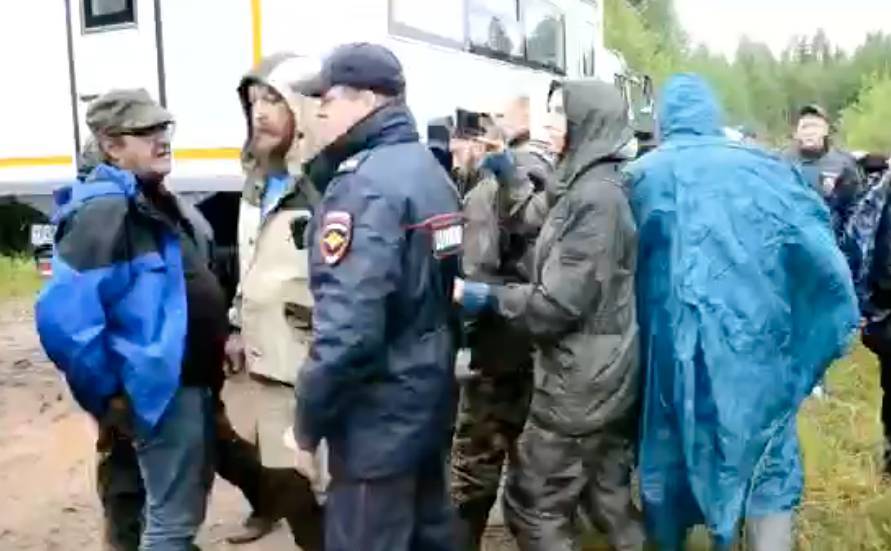 Видео столкновений экоактивистов с ЧОП на станции Шиес - newsnord.ru