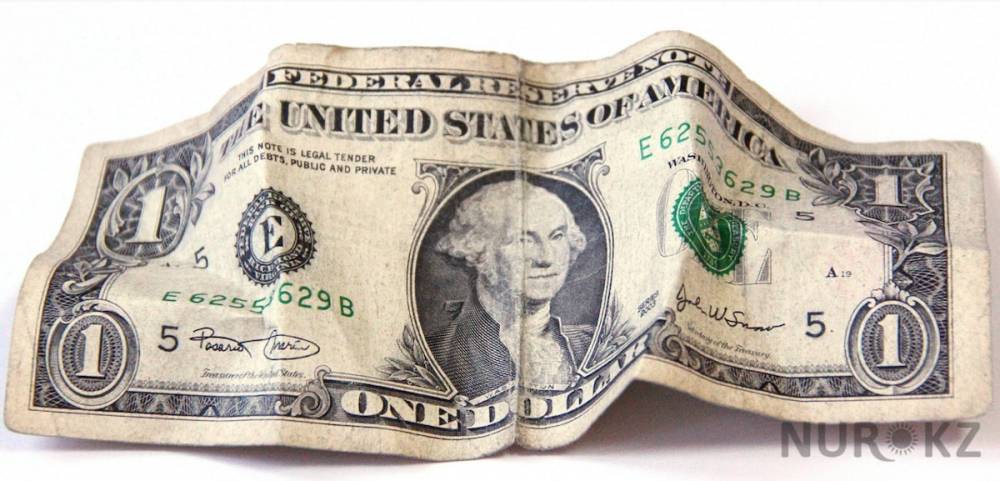 Курс доллара вырастет из-за новых требований к обменникам, считают экономисты