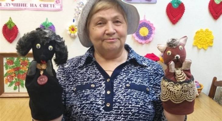 Жительница Чувашии шьет куклы для пальчикового театра детям-сиротам