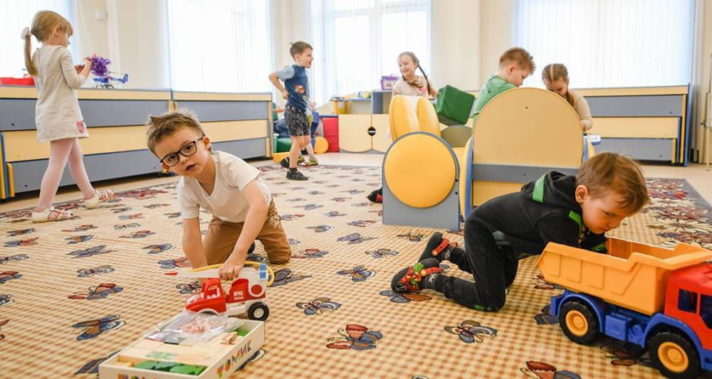 Собянин принял решение о дополнительной финансовой поддержке частных детсадов и школ