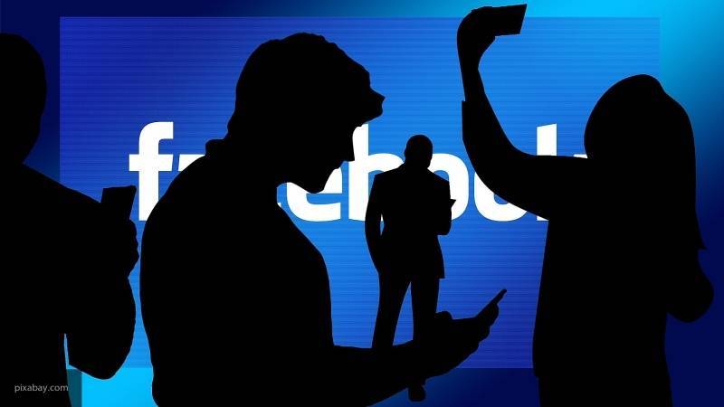 Бывший сотрудник Facebook рассказал, какую войну руководство соцсети ведет против россиян