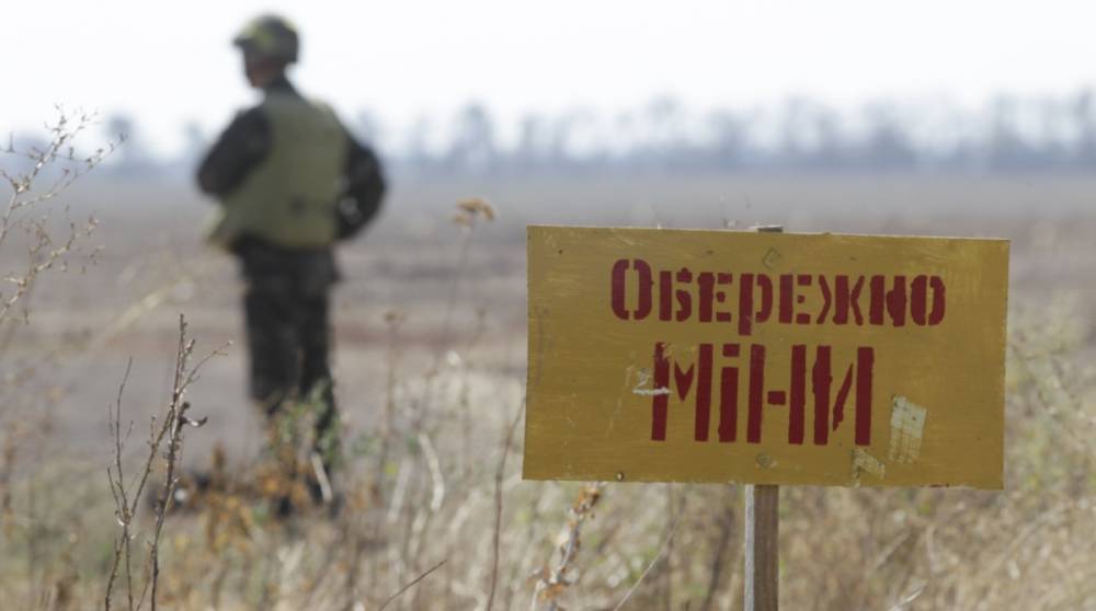 Вокруг моста в Станице Луганской нашли полсотни мин