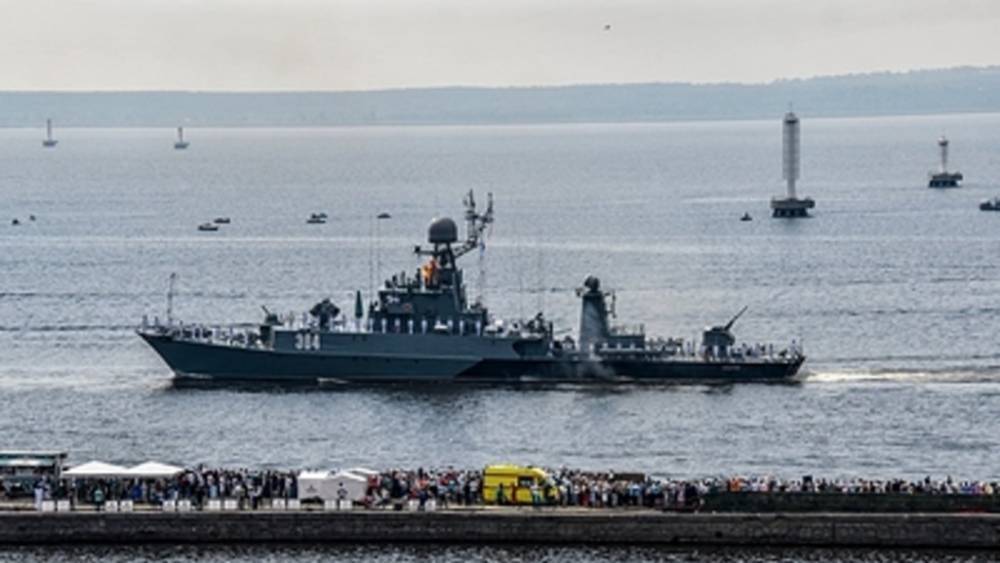 "Российский флот, действительно, угроза. Но другая": Офицер ВМФ объяснил, зачем полякам хилые русские