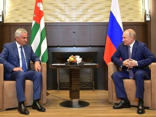 Путин обсудил с Раулем Хаджимбой предстоящие выборы в Абхазии