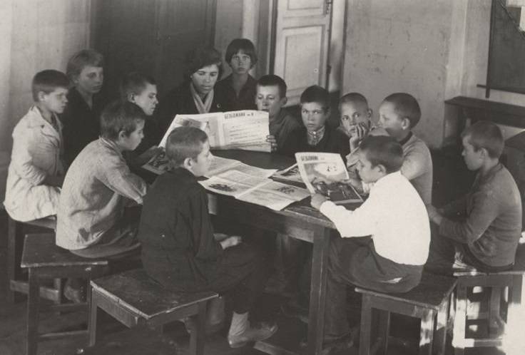 В каких советских республиках в 1940 году ввели платное обучение | Русская семерка