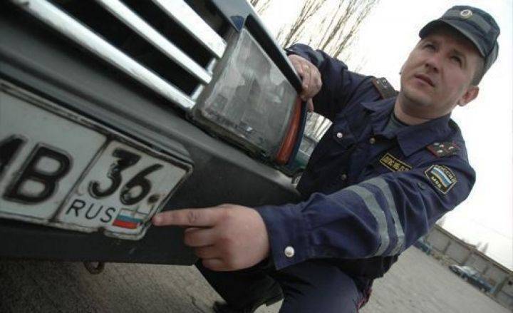 В Воронеже автомобилистке, у которой украли номера, теперь приходят штрафы
- Новости Воронежа