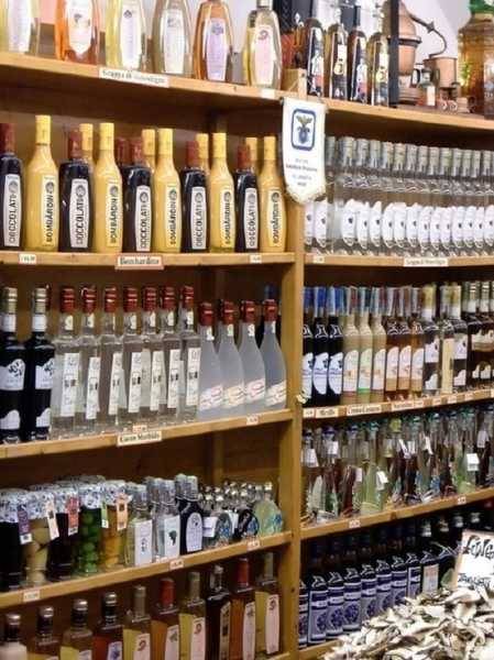 В Минэкономразвития прокомментировали возрастные запреты на продажу алкоголя