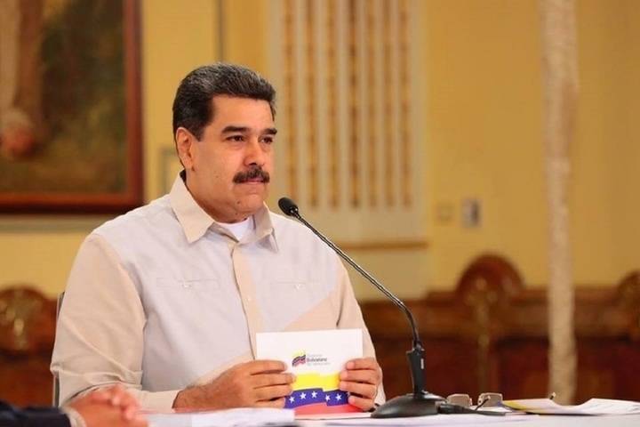 Мадуро обвинил Болтона в причастности к покушению на него - МК