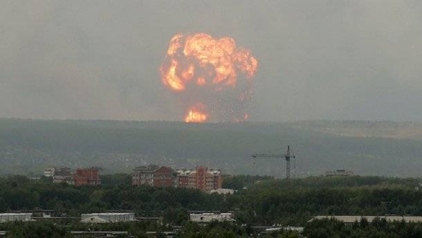 При взрывах на складе боеприпасов в Ачинске погиб один человек, возбуждено уголовное дело
