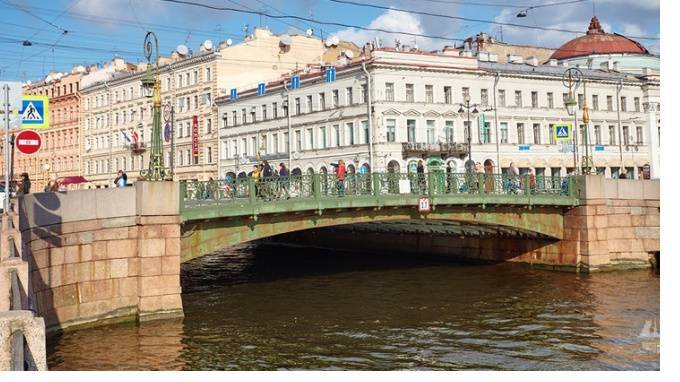 Движение по Зеленому и Верхнему Лебяжьему мостам ограничат из-за ремонта в полмиллиарда рублей