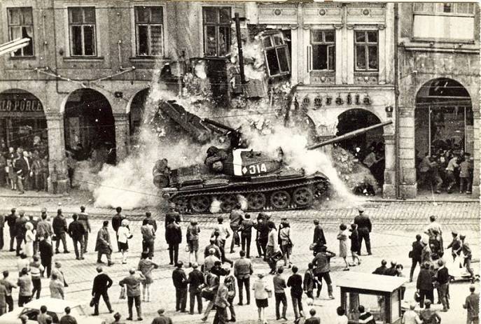 «Русские убирайтесь домой!»: почему произошло восстание в Венгрии в 1956 году | Русская семерка