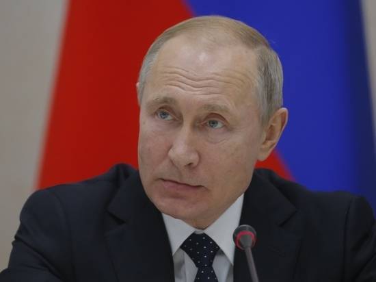 В Кремле раскрыли подробности разговора Путина с Зеленским