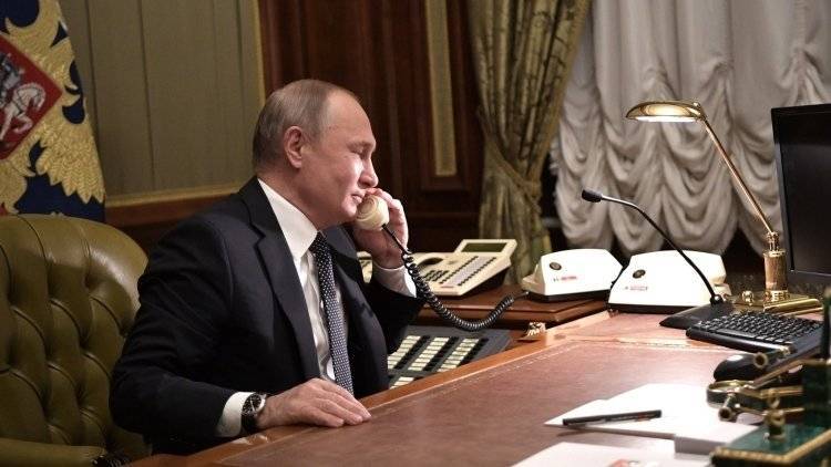 Путин и Зеленский обсудили перспективы взаимодействия в «нормандском формате»