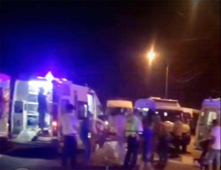 Причиной аварии с участием автобуса под Новороссийском стало лобовое столкновение
