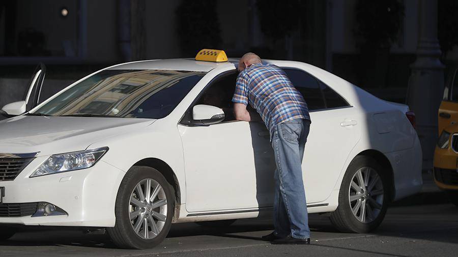 В российском профсоюзе водителей такси допустили рост цен на поездку в 10 раз