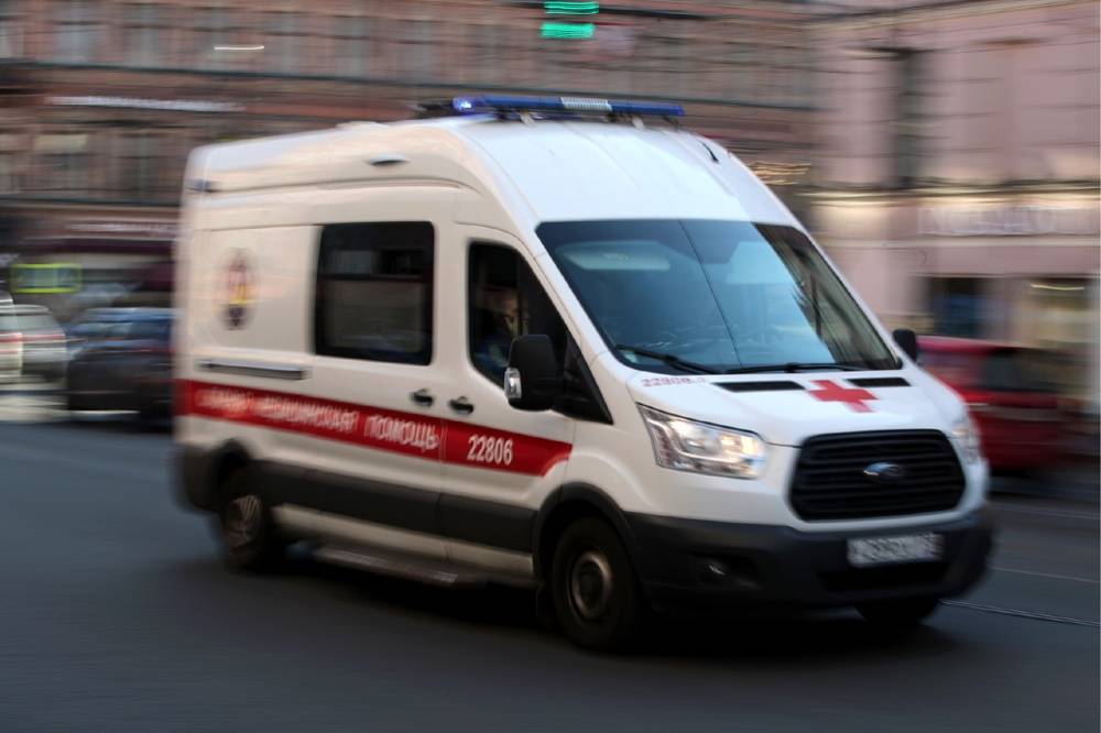 Под Новороссийском рейсовый автобус упал с обрыва, есть погибшие