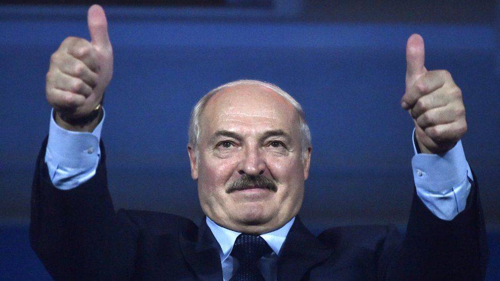 Лукашенко хочет наладить отношения с США при помощи Британии