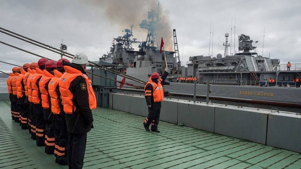 Неслыханное новшество: Путину предложили приравнять Северный флот к военному округу