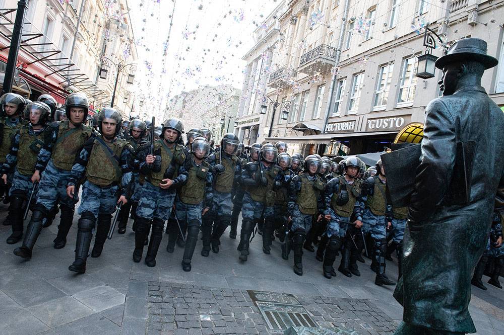 Объявленный в розыск по делу о массовых беспорядках в Москве добровольно сдался полиции