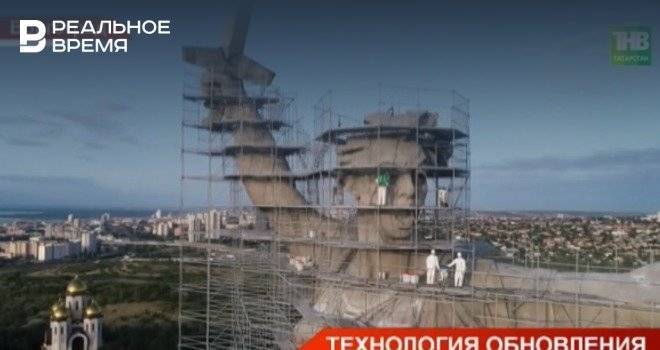 Казанские реставраторы занялись чисткой монумента «Родина-мать зовет!» — видео