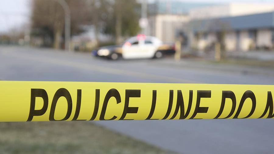 В Канаде подозреваемых в убийстве трех человек подростков нашли мертвыми