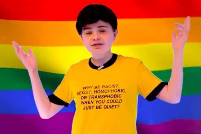 YouTube заблокировал 14-летнюю влогершу, которая назвала представителей ЛГБТИК «больными СПИДом жертвами педофилов»