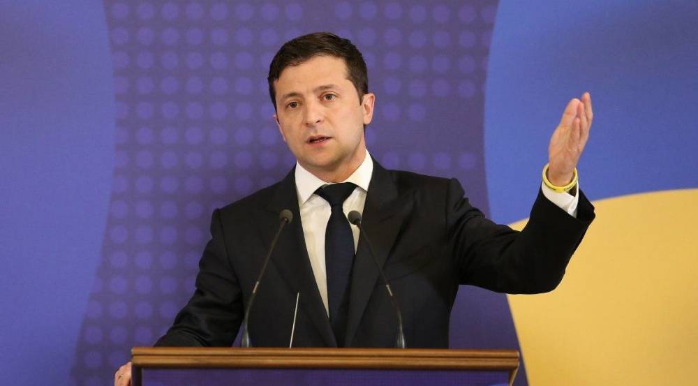 Зеленский пожаловался на Донбасс уже второму президенту за день