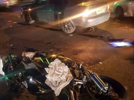 В Башкирии после столкновения с иномаркой мотоциклистов отбросило на встречную машину: Есть погибший