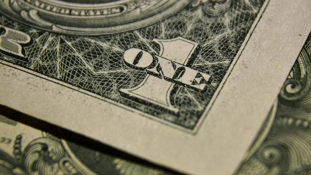 Экономист Беляев назвал два условия избавления России и Китая от «долларовой удавки»