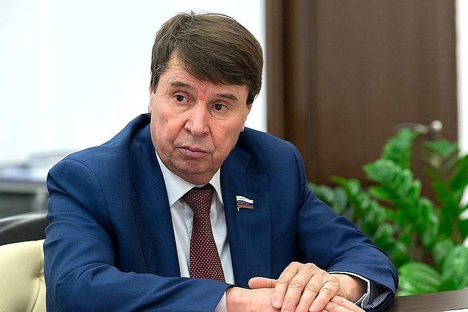 Крымский сенатор: Киев только говорит о «возвращении» полуострова, но ничего не может для этого сделать