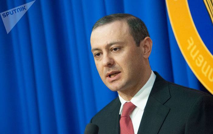 Секретарь Совбеза Армении не знает, как следственные документы "утекли" в BBC