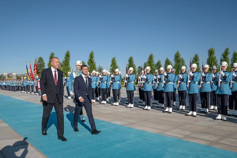 Свернул не туда: Зеленский оконфузился перед Эрдоганом (видео)